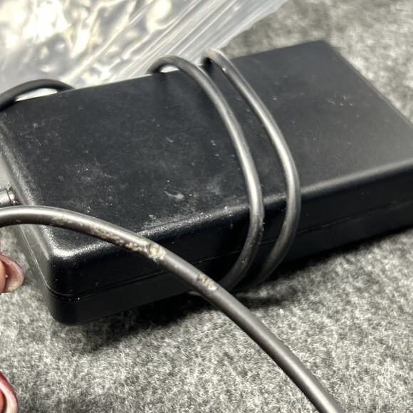 Cisco Systems 800 Series Router with Power Adapter Black Tested/Works SCRATCHED - Picture 10 of 10